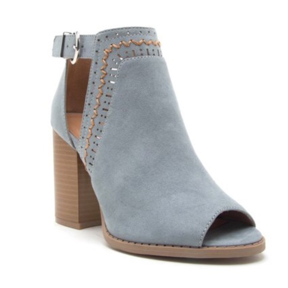 ‼️FEW LEFT‼️💙BLUE GRAY SUEDE PEEP TOE BOOTIES NIB - Picture 3 of 8